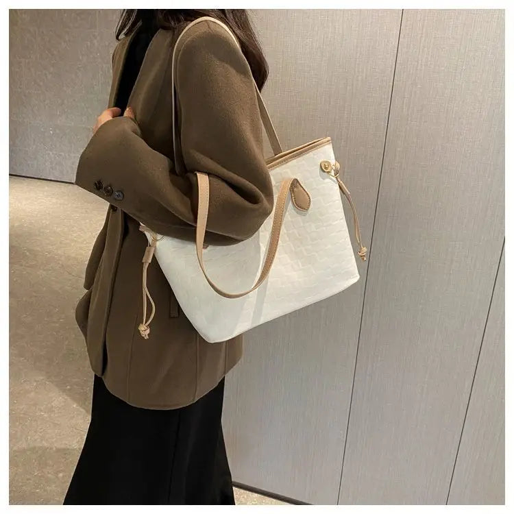 Large Capacity Bag Women's New Trendy and High-end Tote Bag Women's Summer Versatile Handheld Single Shoulder Commuting Bag
