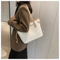 Large Capacity Bag Women's New Trendy and High-end Tote Bag Women's Summer Versatile Handheld Single Shoulder Commuting Bag