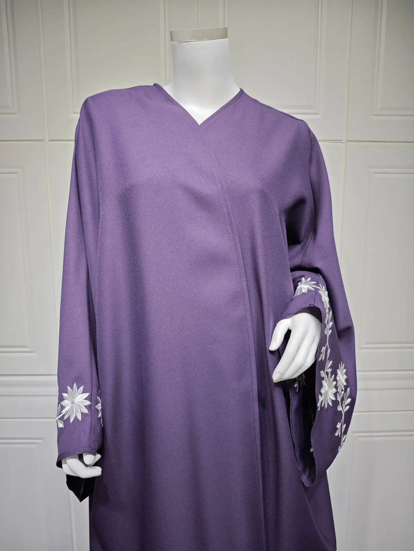 Middle East Dubai Beautiful Embroidered Party Dress Islamic Modest Abaya Muslim Turkish Arab Muslim Robe With Hijab