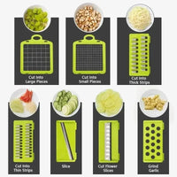 Diferentes tipos de cuchillas del cortador de verduras para cortes gruesos, finos y en rebanadas. Accesorios intercambiables para mayor versatilidad.