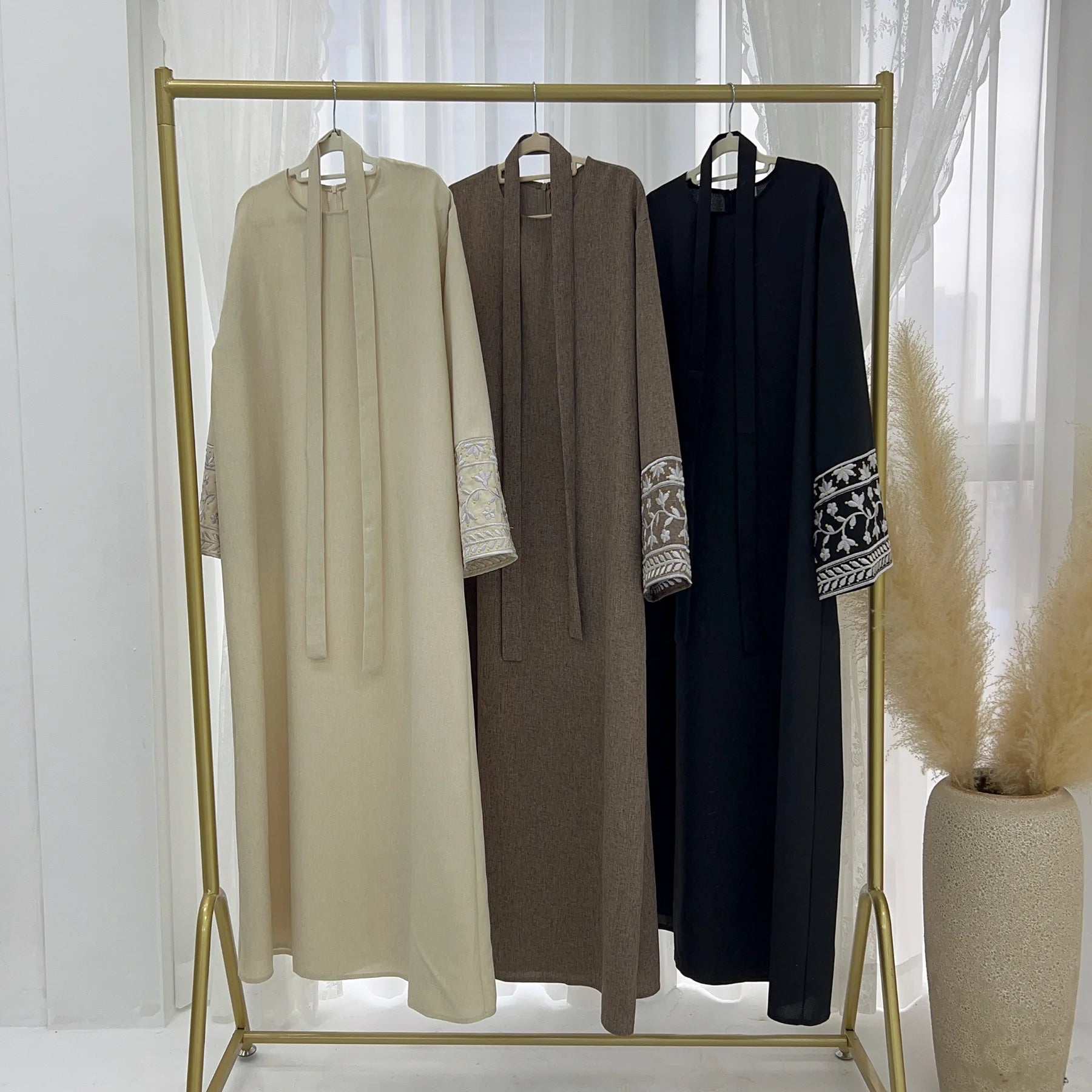 2024 New Embroidery Sleeve Dubai Abaya Middle East Türkiye Elegant Dress Party Gown Eid Ramadan Islam Women Muslim Clothing