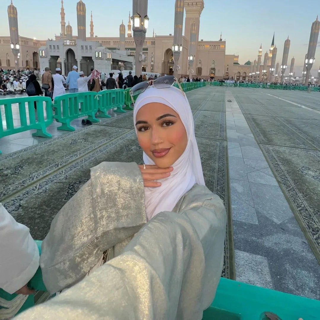 2024 Ramadan Eid Shiny Batwing Satin Open Kimono Abaya Dubai Luxury Muslim Abayas For Women Kaftan Dress Islamic Clothing Femme