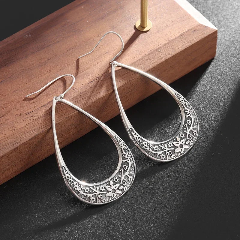 Silver-Plated Carved Flower Drop-Shaped Large Earrings Hypoallergenic Earrings for Women Retro Fashion Casual Party Jewelry
