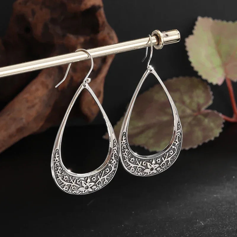 Silver-Plated Carved Flower Drop-Shaped Large Earrings Hypoallergenic Earrings for Women Retro Fashion Casual Party Jewelry